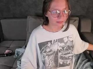 Offline noora-moore on CamSoda