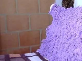 Freechat pamelapretty on CamSoda