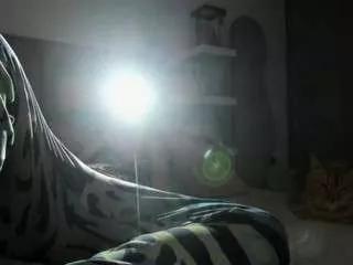 queen-antonella-oficial on CamSoda 