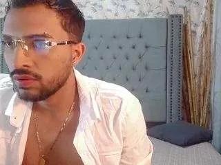 Offline raphael-cams on CamSoda