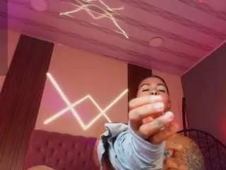 Offline rihanarose on CamSoda