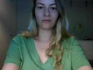 Offline rosiejune on CamSoda