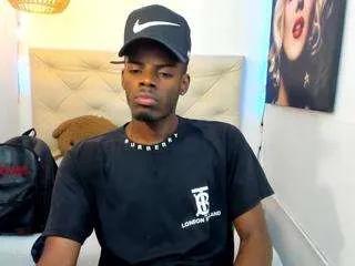 Offline royce-ebony on CamSoda