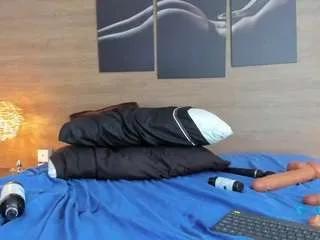 Offline salem-cute on CamSoda