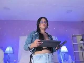 Offline scarlette15 on CamSoda
