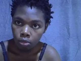 sweet-roxxy on CamSoda 