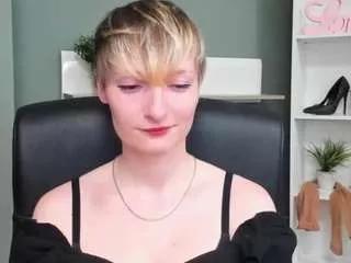 Offline tastyblair on CamSoda