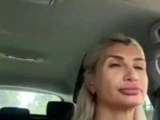 Offline tatyanalove on CamSoda