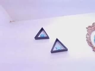 Freechat timk-bella on CamSoda