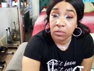 tinasnoww — IG:Soopretty888 YA FAV CUM SLUT HERE /CUM4ME / SHARE CAM =FREE dick rate +Joi /SPIN WHEEL/