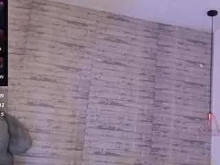 Offline tinnahottie on CamSoda