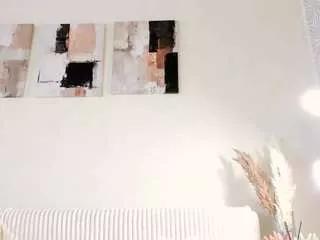 Offline tinyrony on CamSoda