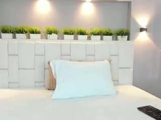 Offline valeeriagarcia on CamSoda