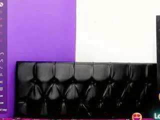 Offline valentina-princess on CamSoda