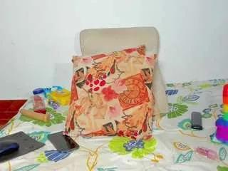 Freechat vicky-hot on CamSoda