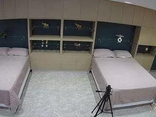 Offline voyeurcam-casa-salsa-versus-room on CamSoda