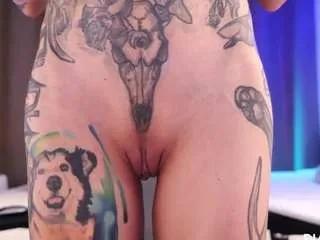 Offline yourfeetmodel on CamSoda