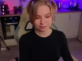 Offline zelda11 on CamSoda