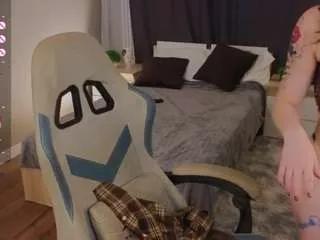 Offline zelda11 on CamSoda