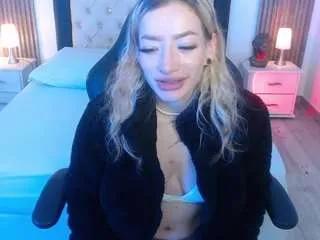 Offline zoe-jones13 on CamSoda