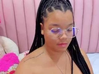 Freechat zoe-maria on CamSoda