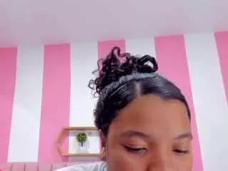 Freechat zoe-maria on CamSoda