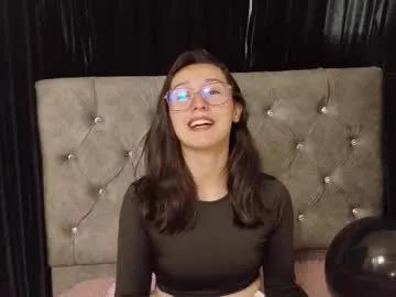 Private ginevra_esposito on Chaturbate