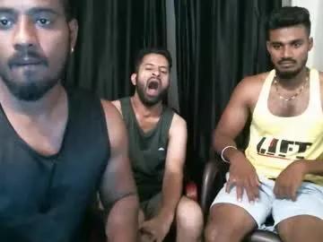 Freechat indiandesiguys2023 on Chaturbate