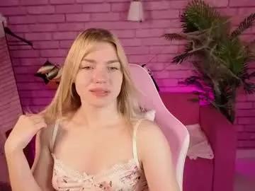 margo_robbbie — GOAL: Shake ass [46 tokens remaining] Welcome, let's get acquainted, I'm a new model #new #lovense #18 #shy #blonde