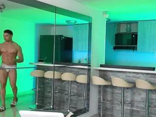 Offline alan_vidal on Flirt4Free