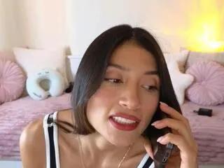 Freechat alejandhra on Flirt4Free
