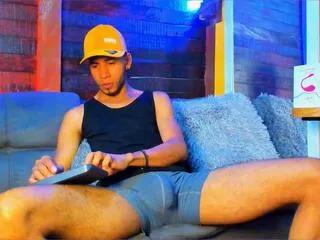 Offline alex_smithc on Flirt4Free