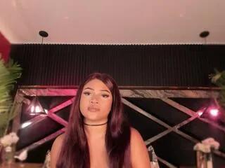 Freechat aluna_sweet on Flirt4Free