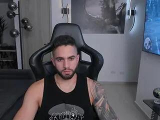 Offline antony_walker on Flirt4Free