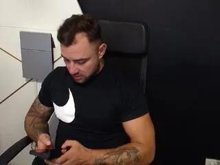 Offline big_zacky on Flirt4Free