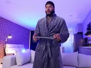 Flirt4Free blaze_b is Freechat blaze_b — Freechat on Flirt4Free