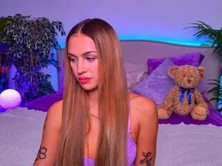 Away chantall_reynolds on Flirt4Free