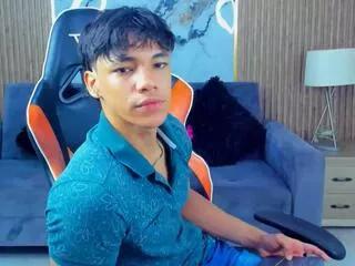 Offline daante_king on Flirt4Free