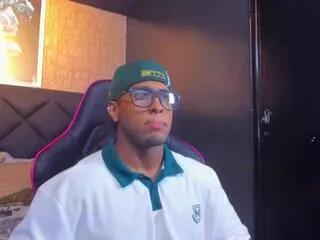 Offline dany_dryy on Flirt4Free