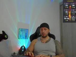 Offline dave_max on Flirt4Free