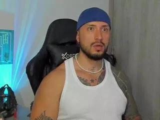 Offline dave_max on Flirt4Free