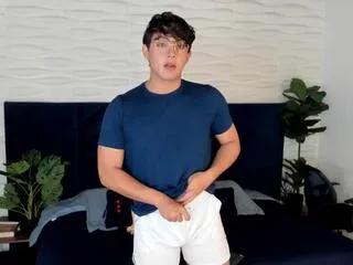 Offline dyllan_cooper on Flirt4Free