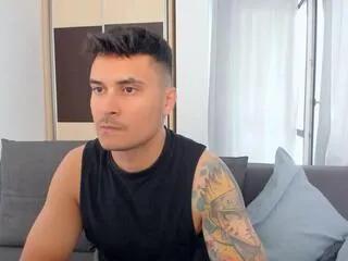 Freechat johnny_hope on Flirt4Free