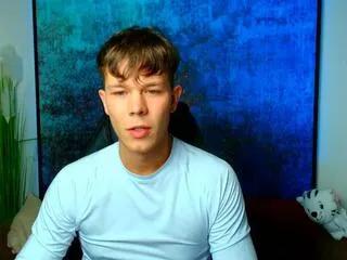 Freechat johnny_october on Flirt4Free