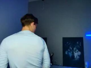 Freechat johnny_october on Flirt4Free