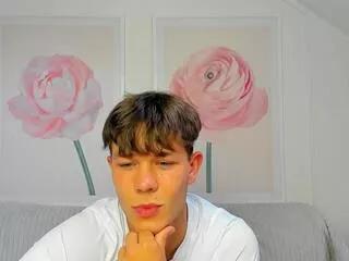 Freechat johnny_october on Flirt4Free