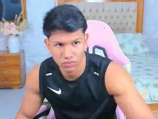 Offline kalvin_walker on Flirt4Free