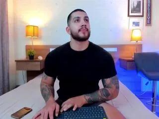 Offline kyle_north on Flirt4Free