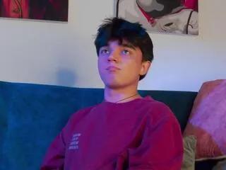 Offline luca_delart on Flirt4Free