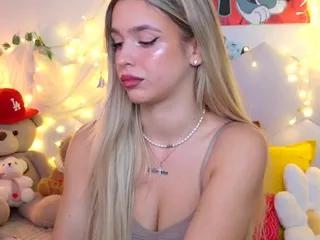 Freechat maci_reynolds on Flirt4Free